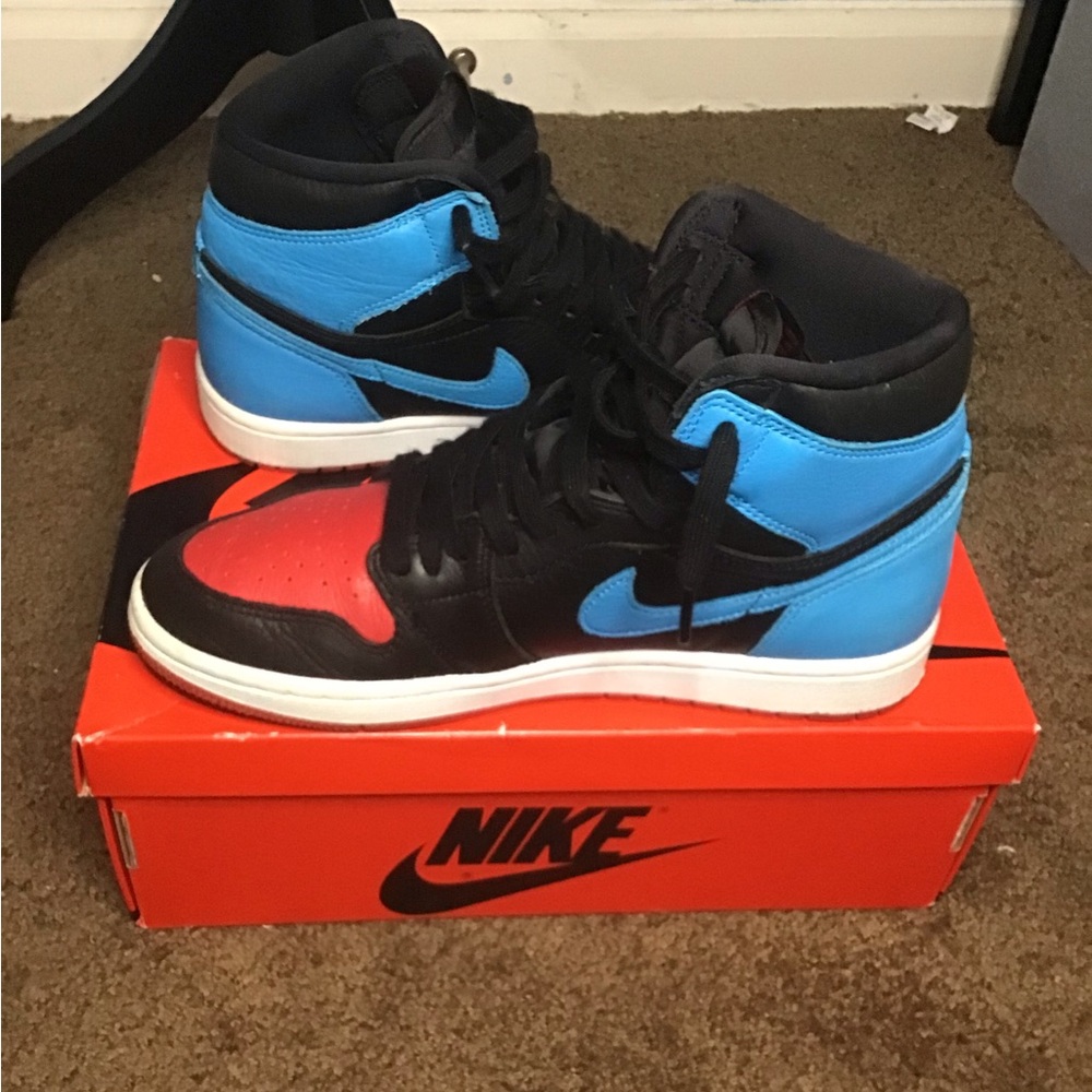 AIR JORDAN 1 RETRO HIGH OG CHICAGO
